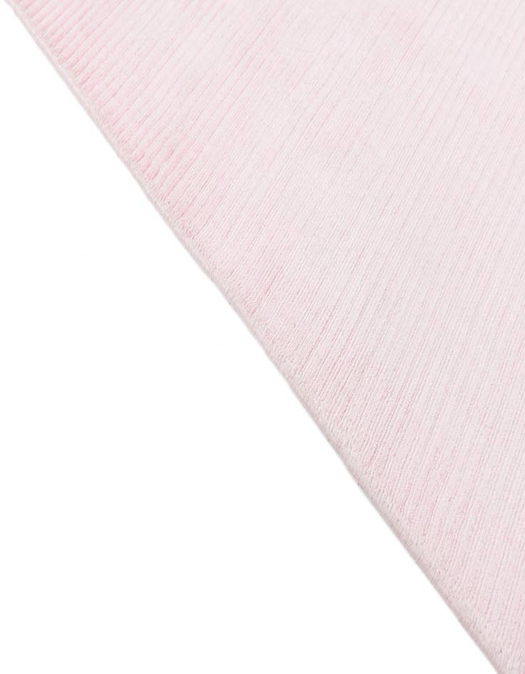 Detail image of 4' 11 x 6' 7  Hand Knotted Darya Wool Rug