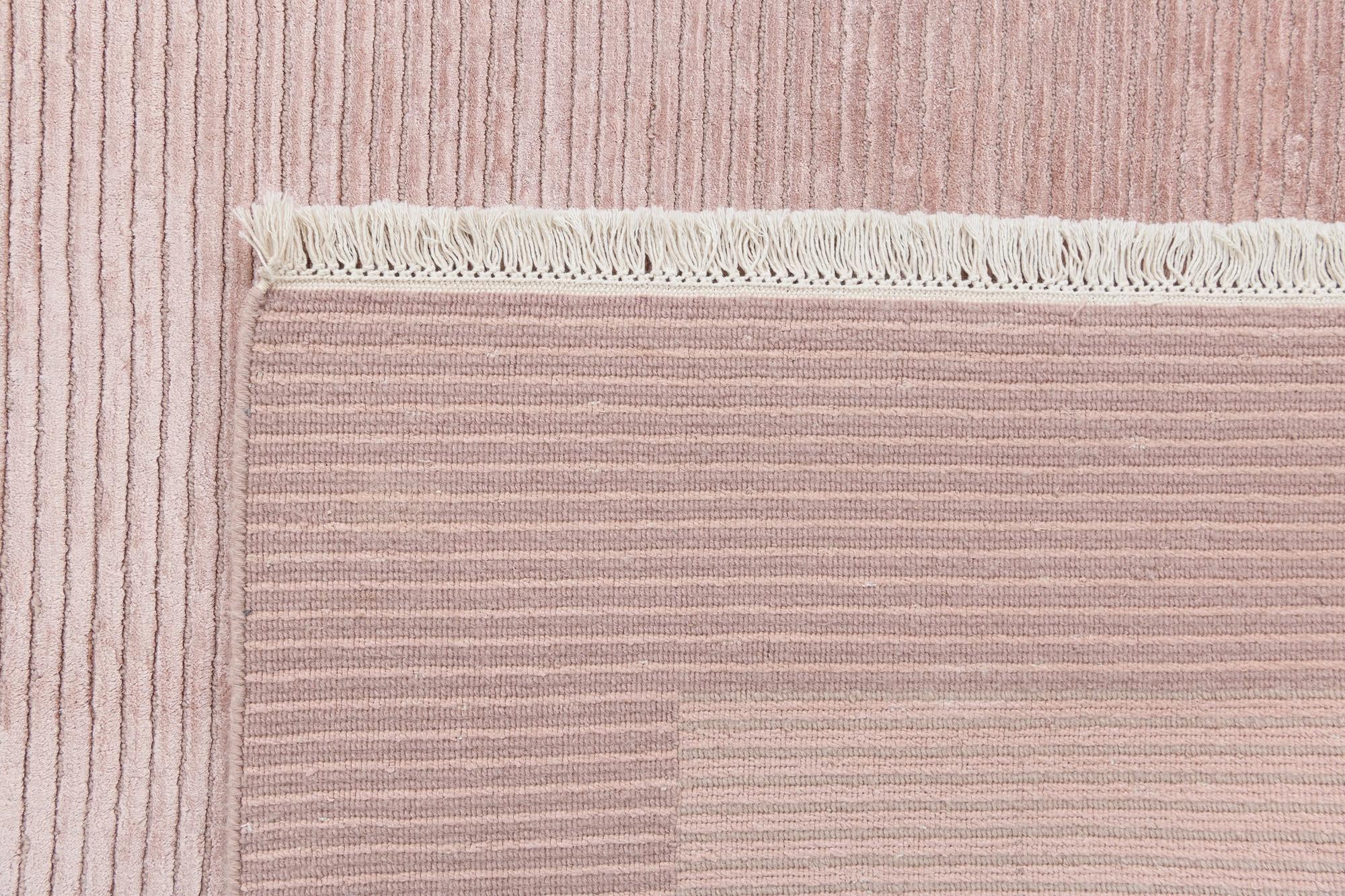 5' 6 x 7' 11 Darya Rug
