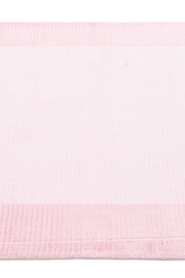Detail image of 2' 7 x 4' 9 Hand Knotted Darya Wool Rug