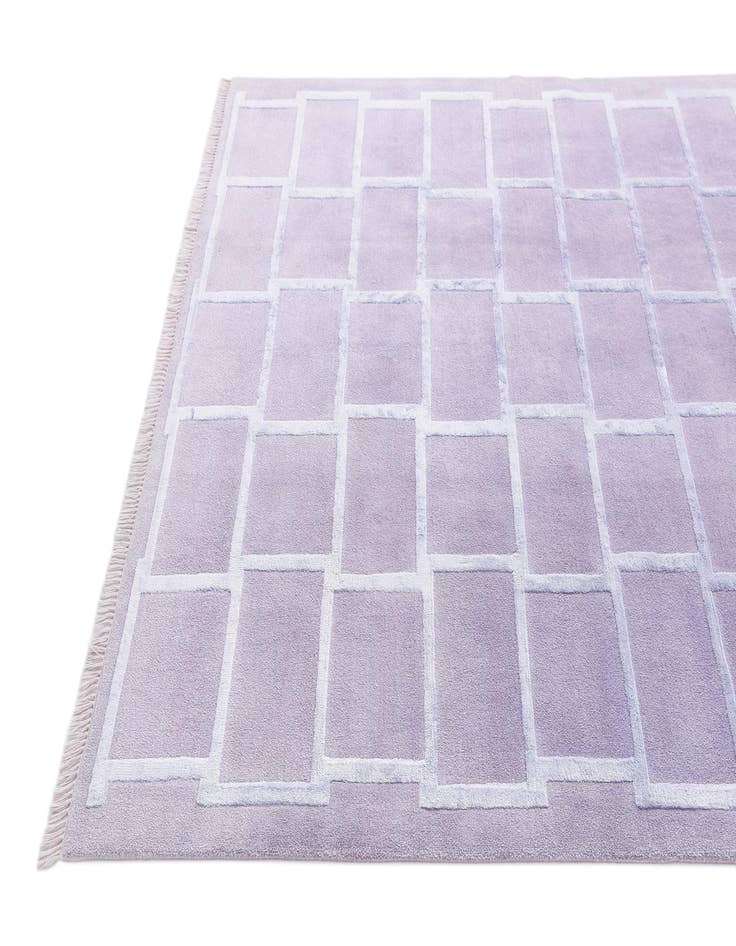 Detail image of 5' 7 x 7' 10 Darya Rug