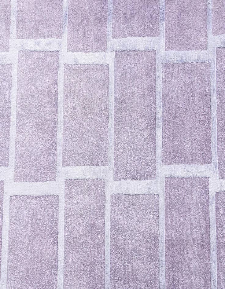 Detail image of 5' 7 x 7' 10 Darya Rug