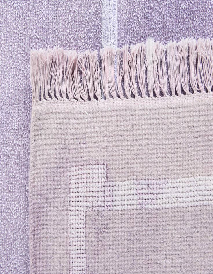 Detail image of 5' 7 x 7' 10 Darya Rug