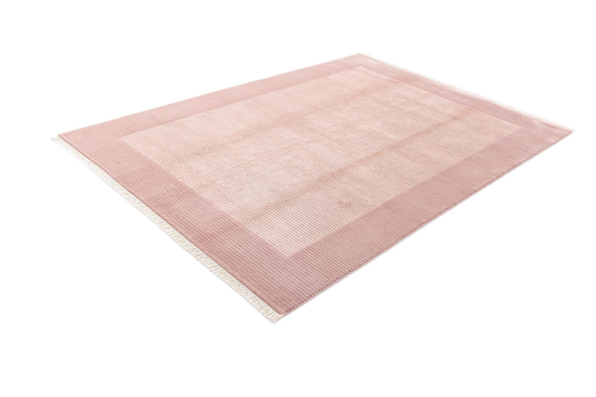 5' 8 x 7' 11 Darya Rug