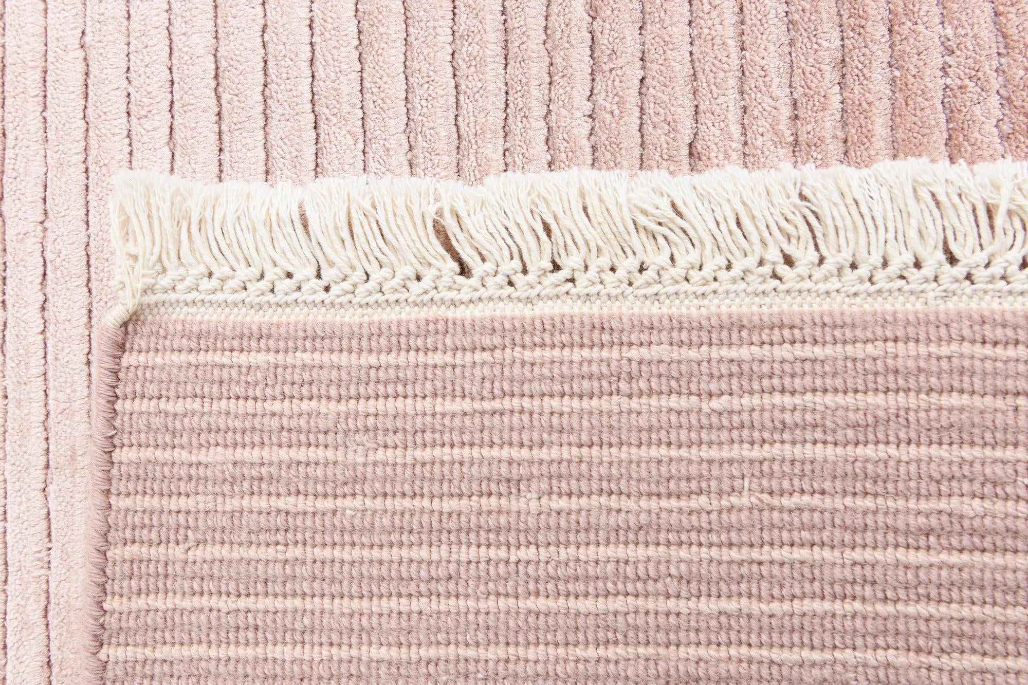 5' 8 x 7' 11 Darya Rug