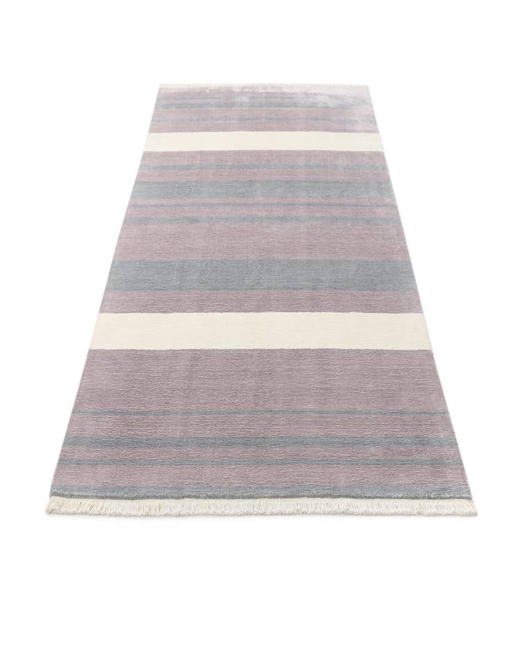 Detail image of 5' 7 x 7' 10 Darya Rug