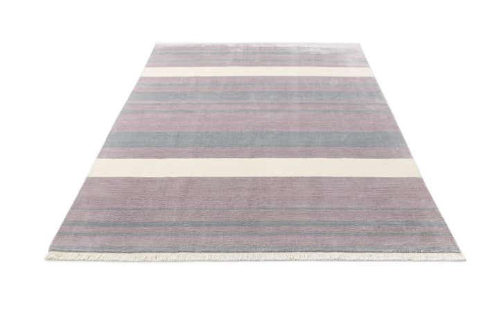5' 7 x 7' 10 Darya Rug
