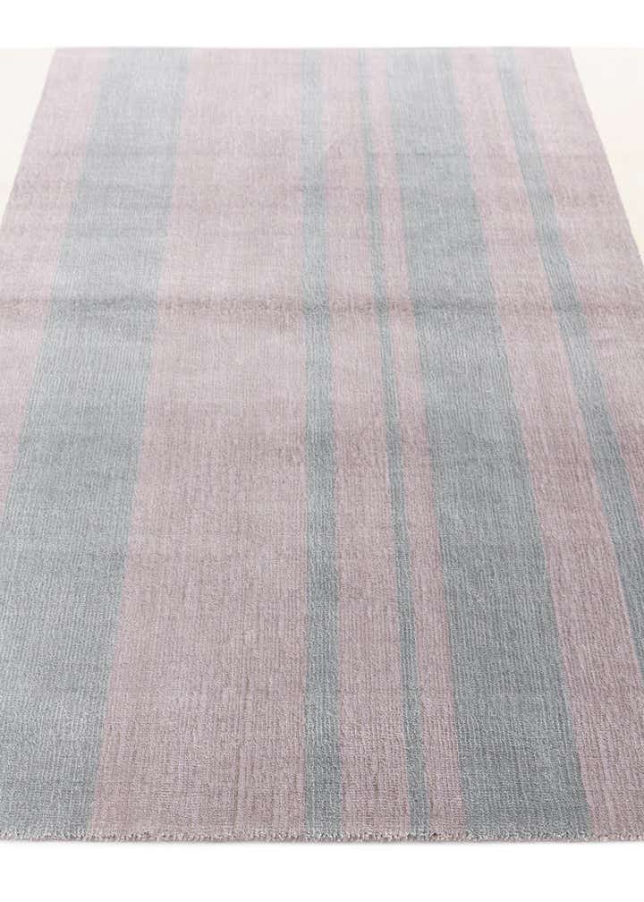 5' 7 x 7' 10 Darya Rug