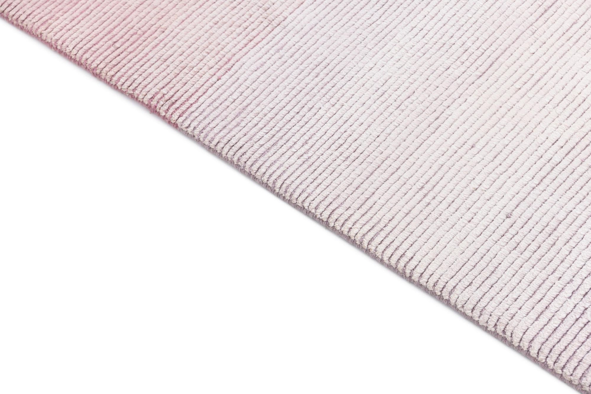 5' 7 x 7' 7 Darya Rug