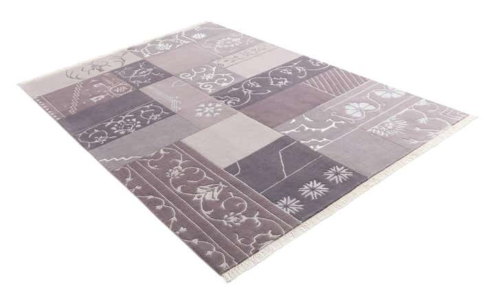 5' 7 x 7' 10 Darya Rug