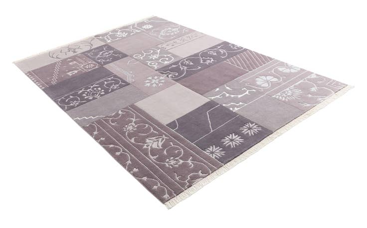 Detail image of 5' 7 x 7' 10 Darya Rug