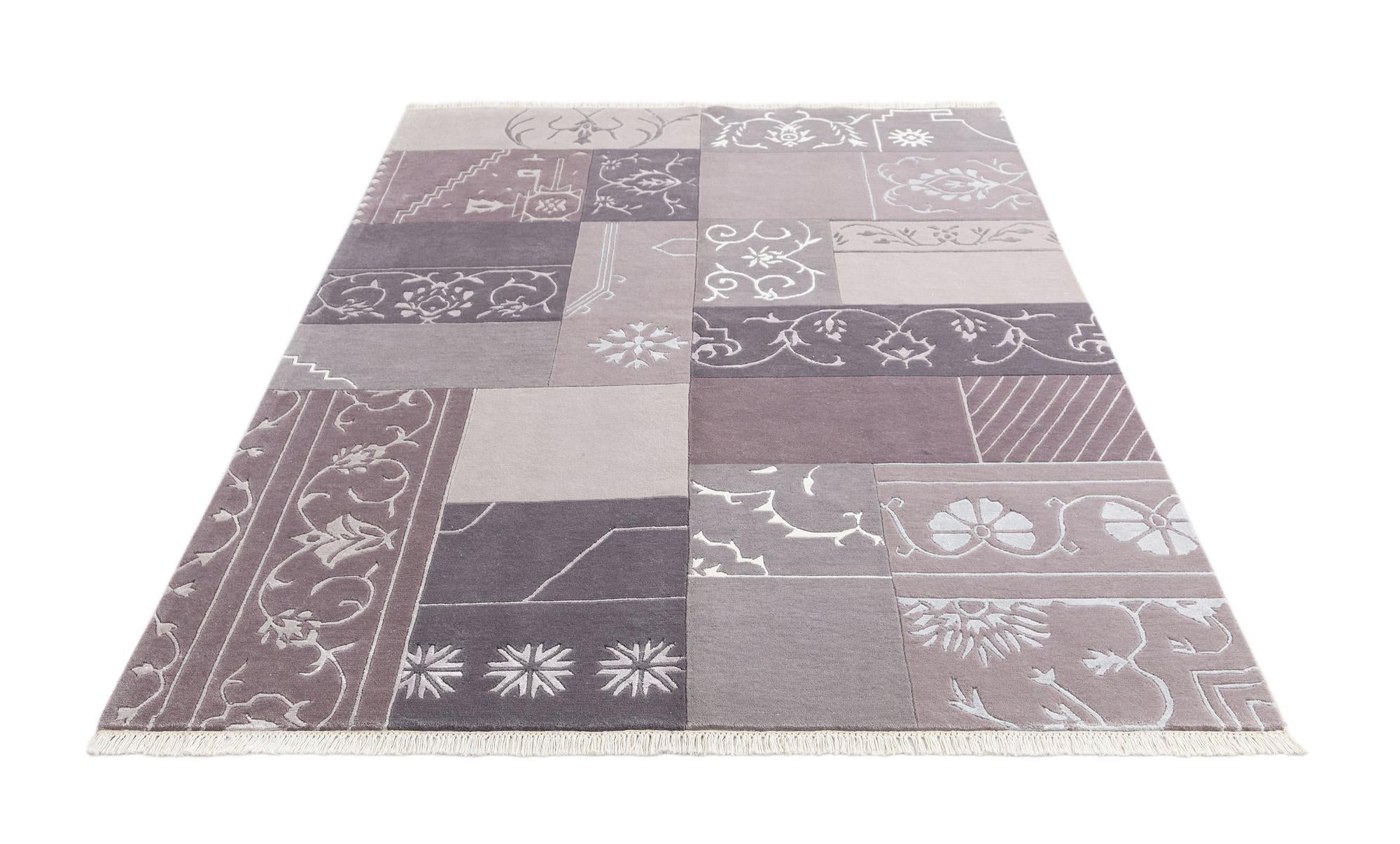 5' 7 x 7' 10 Darya Rug