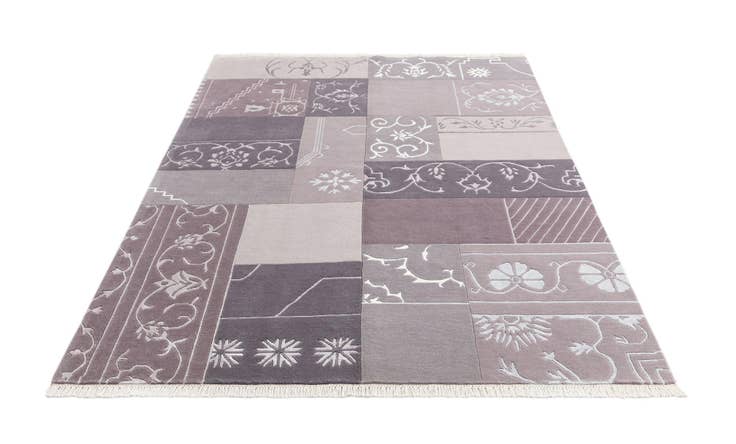 Detail image of 5' 7 x 7' 10 Darya Rug