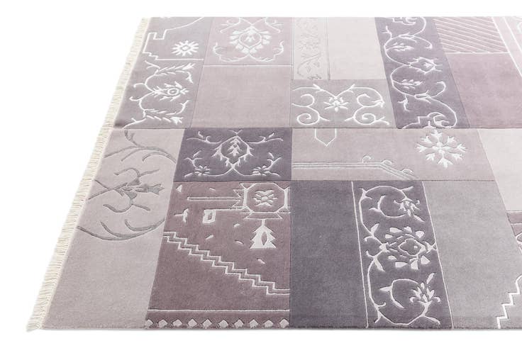 Detail image of 5' 7 x 7' 10 Darya Rug