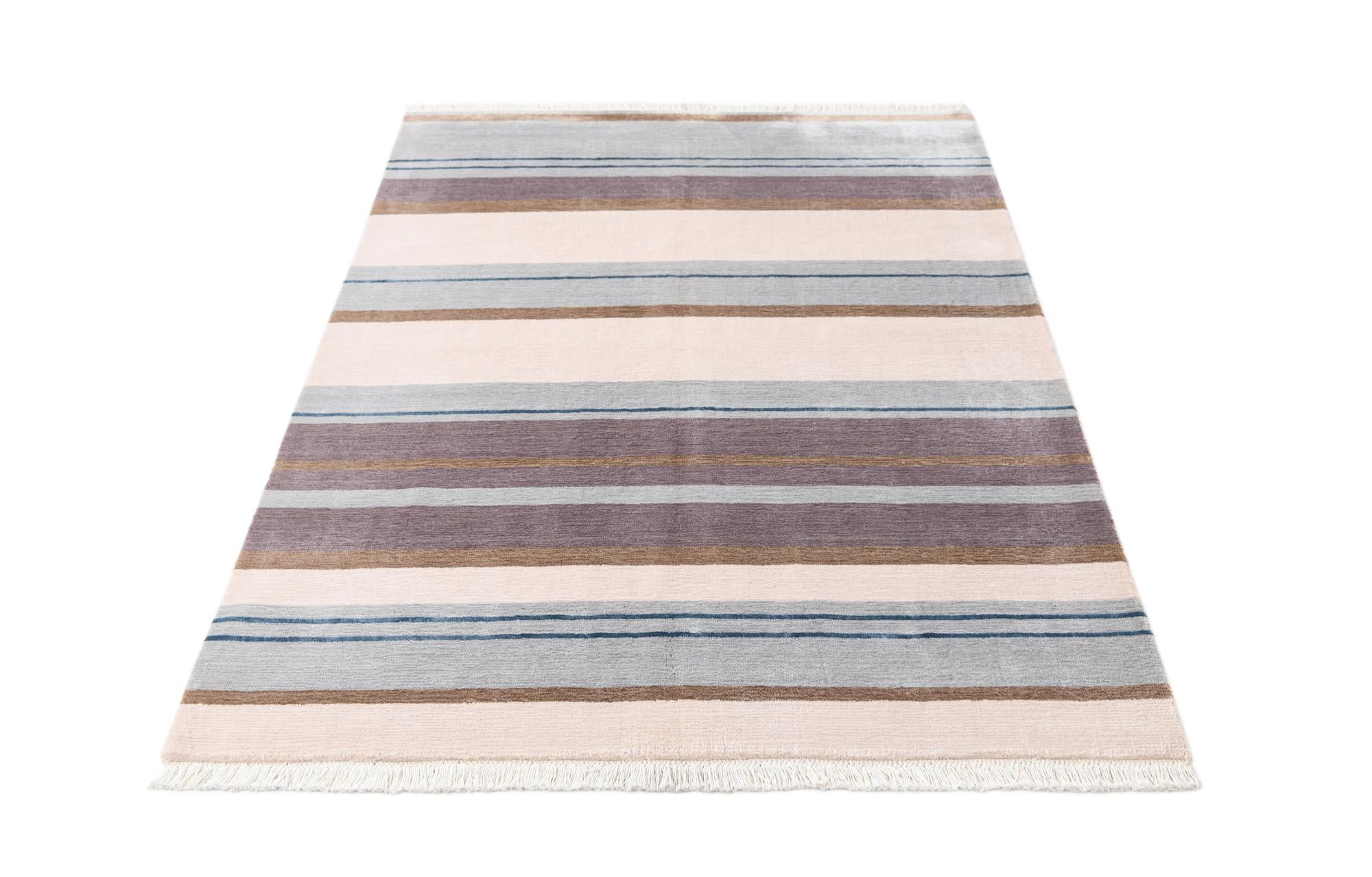 4' x 6' Darya Rug
