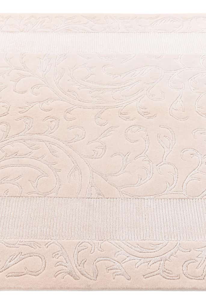 4' 5 x 6' 2 Darya Rug