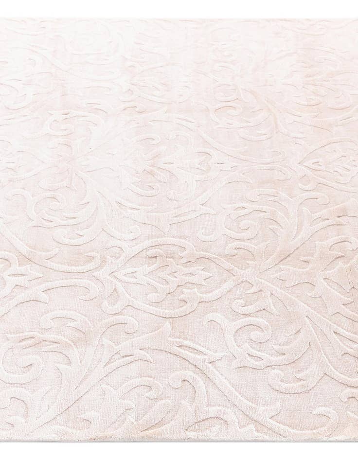 Detail image of 5' 6 x 8' Darya Rug