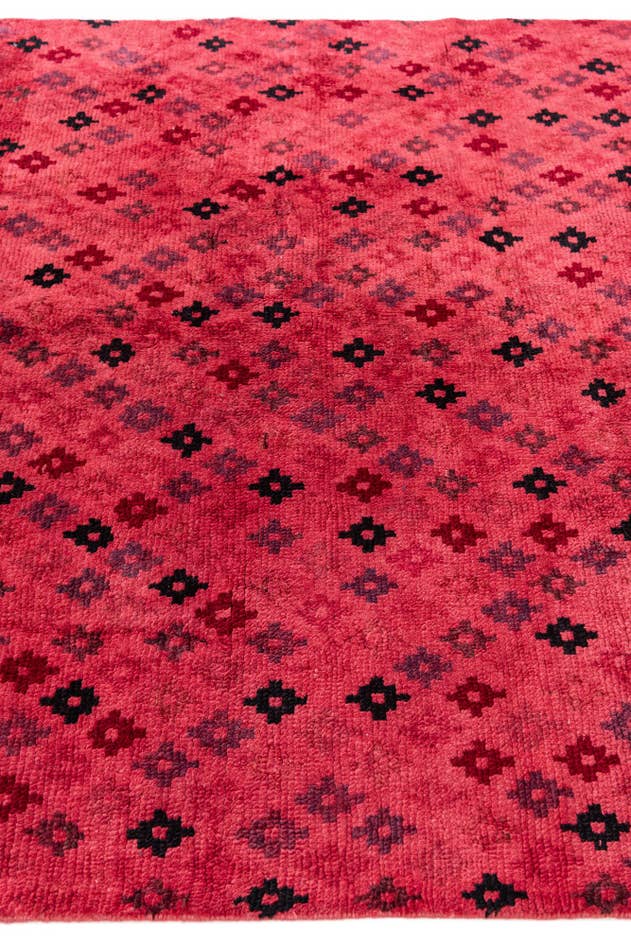 Detail image of 5' x 6' 10 Hand Knotted Darya Wool Rug