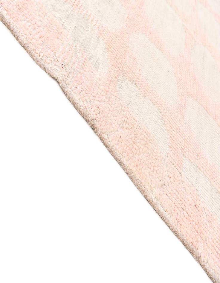 Detail image of 8' 8 x 12' 4  Hand Knotted Darya Wool Rug