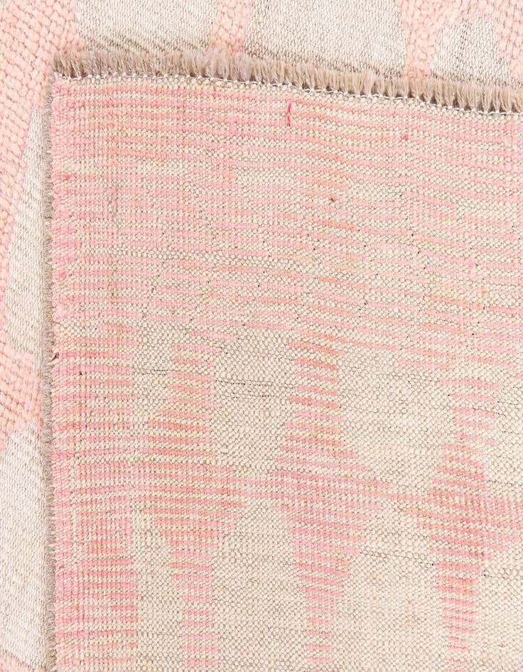 Detail image of 8' 8 x 12' 4  Hand Knotted Darya Wool Rug