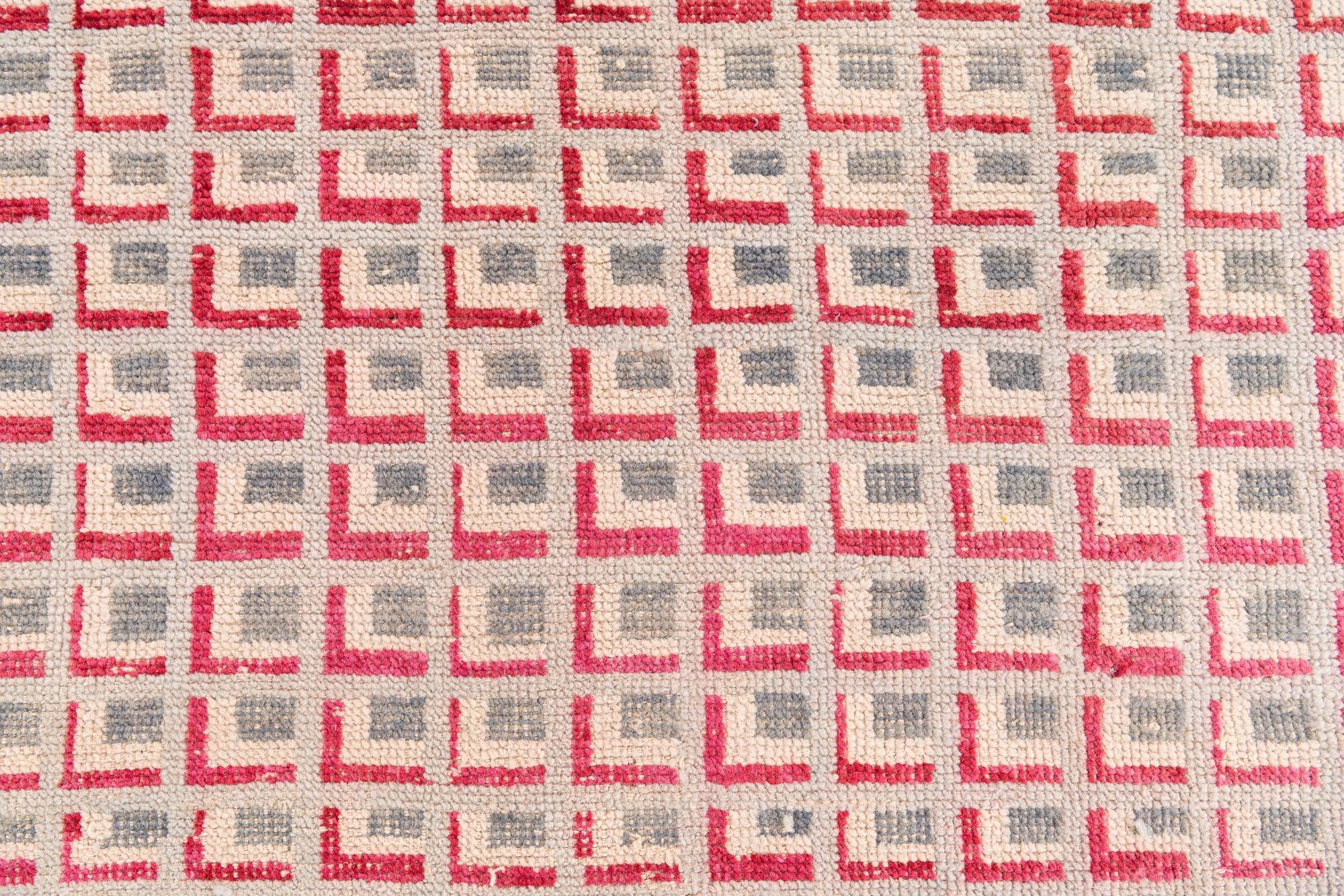 8' 6 x 10' 3 Hand Knotted Darya Wool Rug