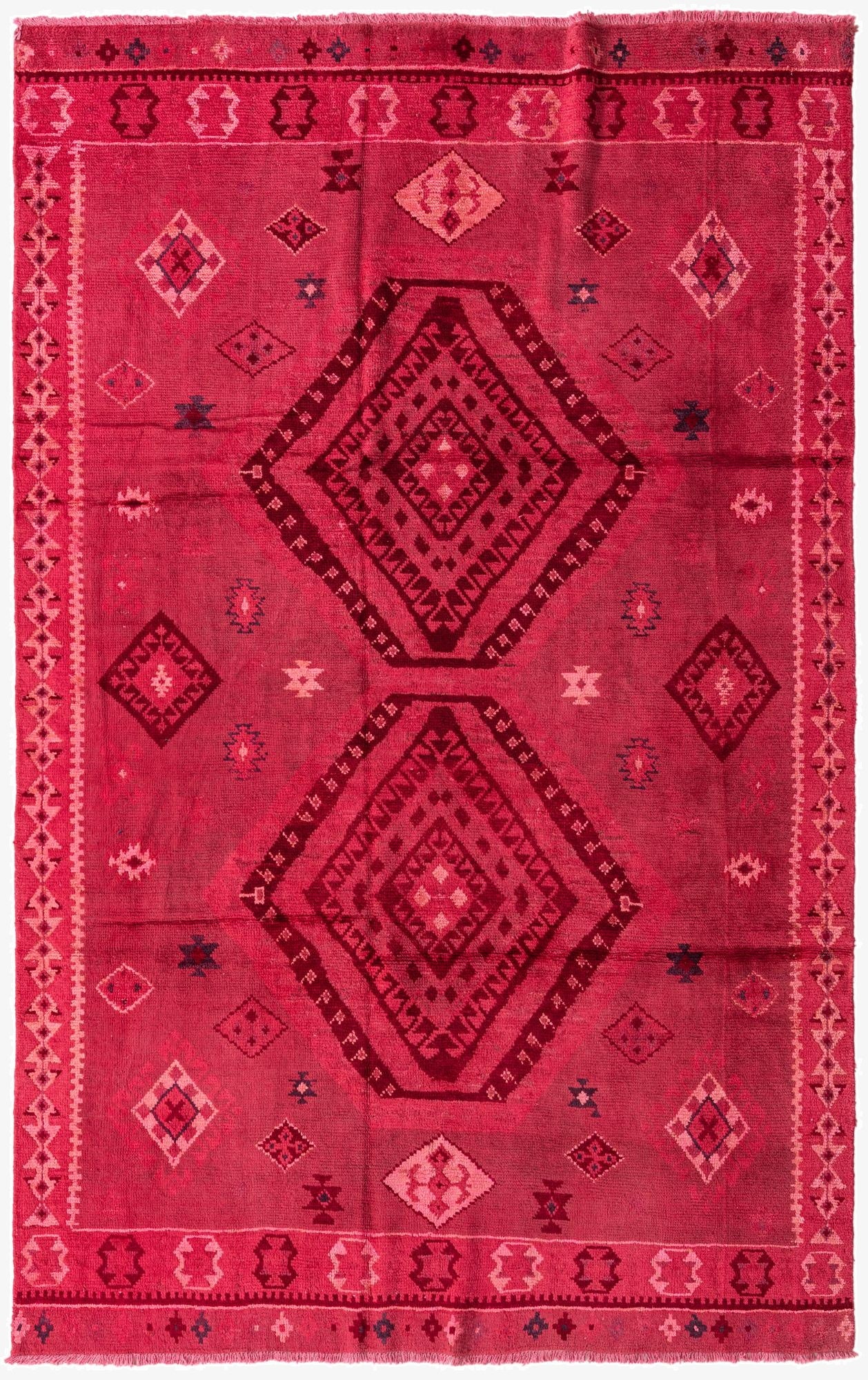 6' 4 x 10'  Hand Knotted Darya Rug