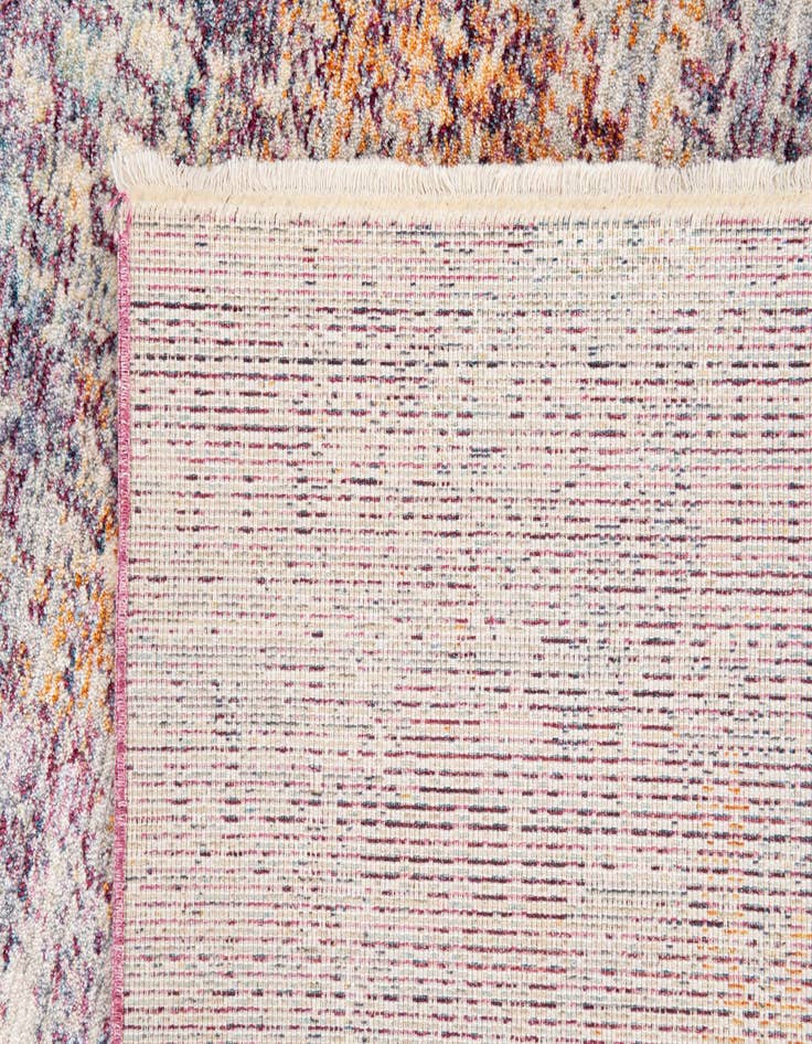Detail image of 5' 4 x 7' 6 Deepa Rug