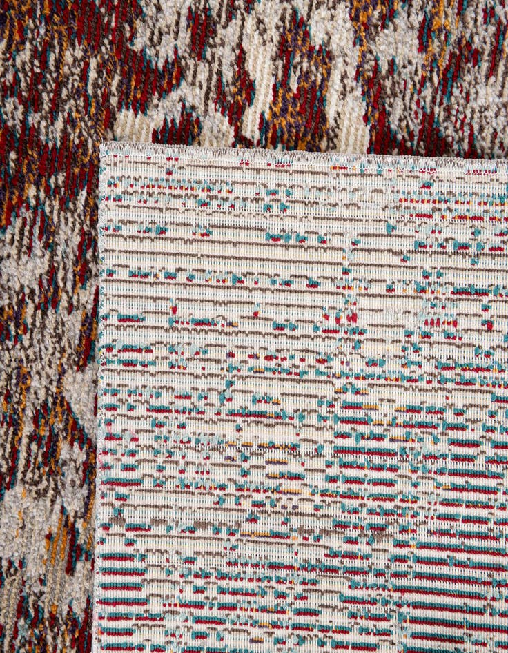 Detail image of 5' 4 x 7' 3 Fleur Rug