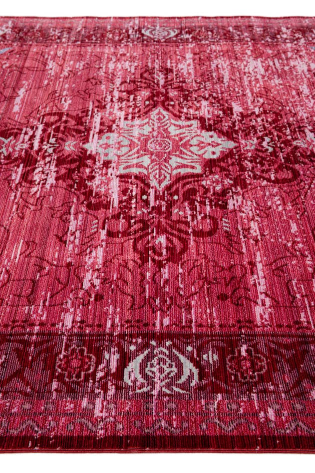 Detail image of 6' 2 x 8' 9 Fleur Rug