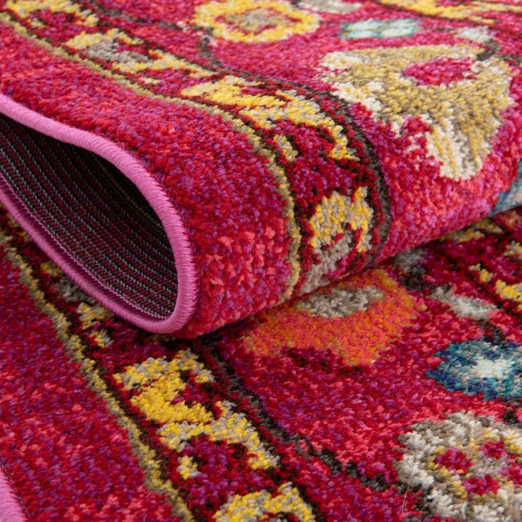 Detail image of 5' x 8' Washable Fleur Rug