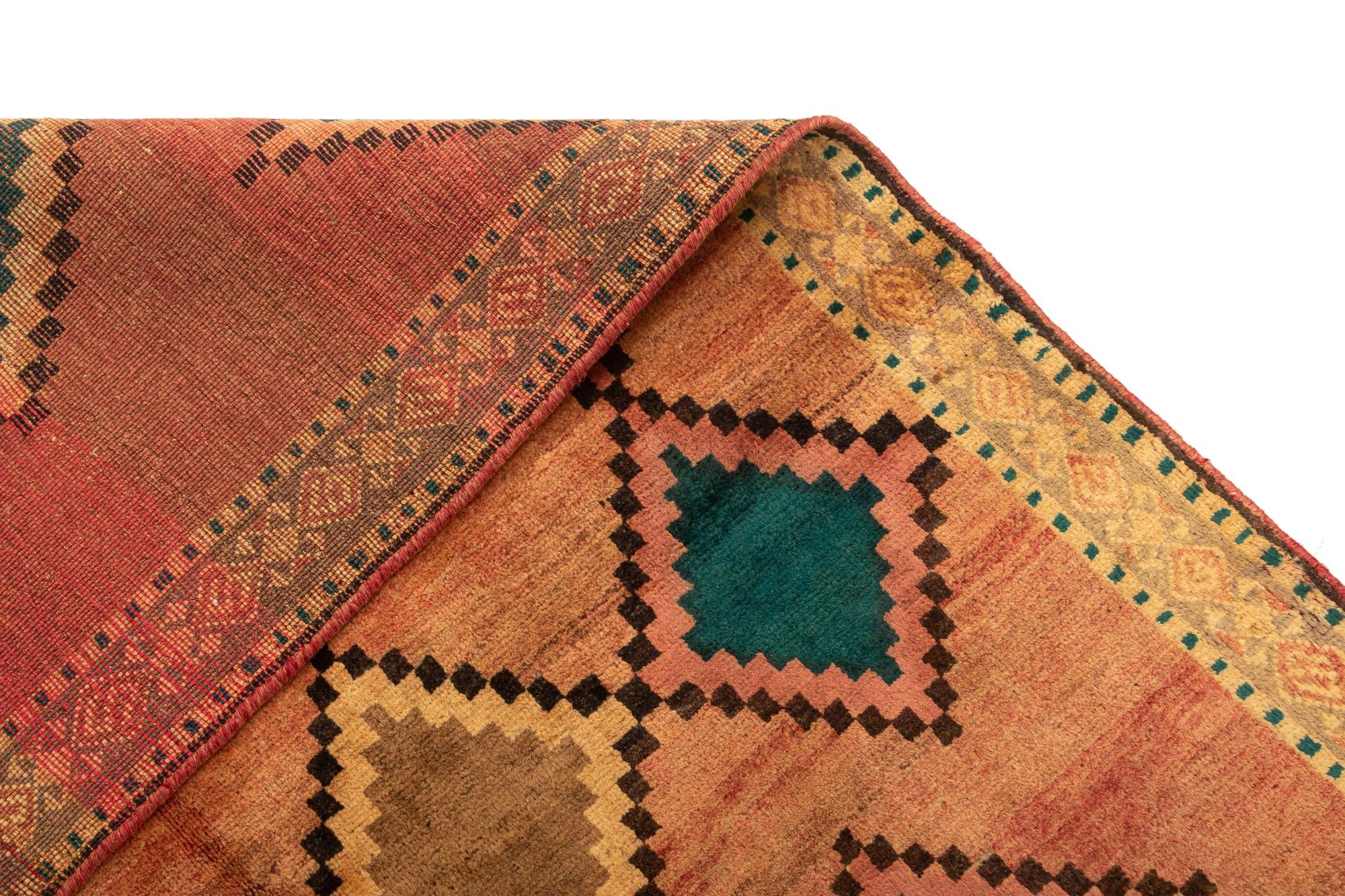 4' 11 x 6' 6 Gabbeh Wool Rug