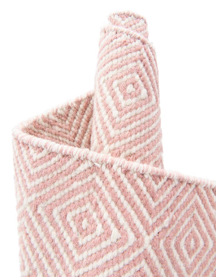 Detail image of 7' 10 x 10' Hand Woven Geo Trellis Flatweave Rug