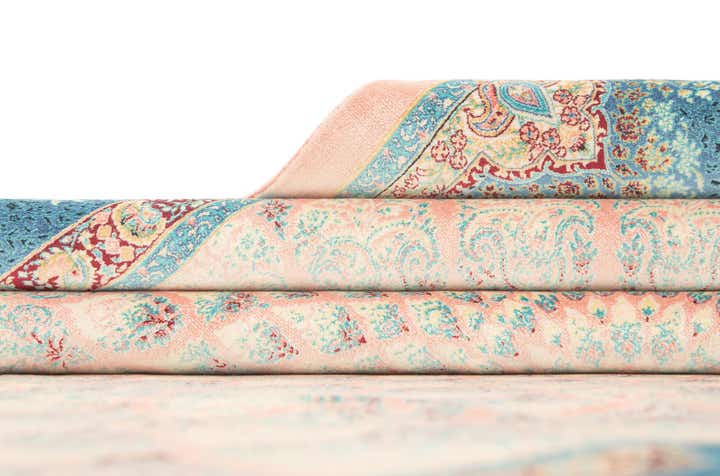 4' 5 x 6' 4 Ghom Design Rug