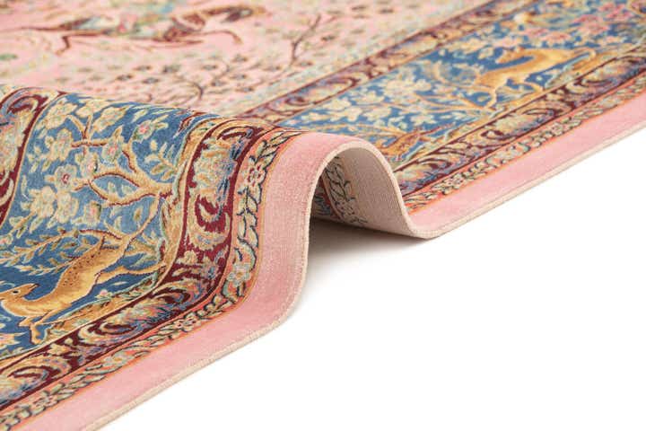 4' 9 x 7' 6 Ghom Design Rug