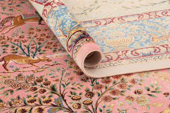 4' 9 x 7' 6 Ghom Design Rug