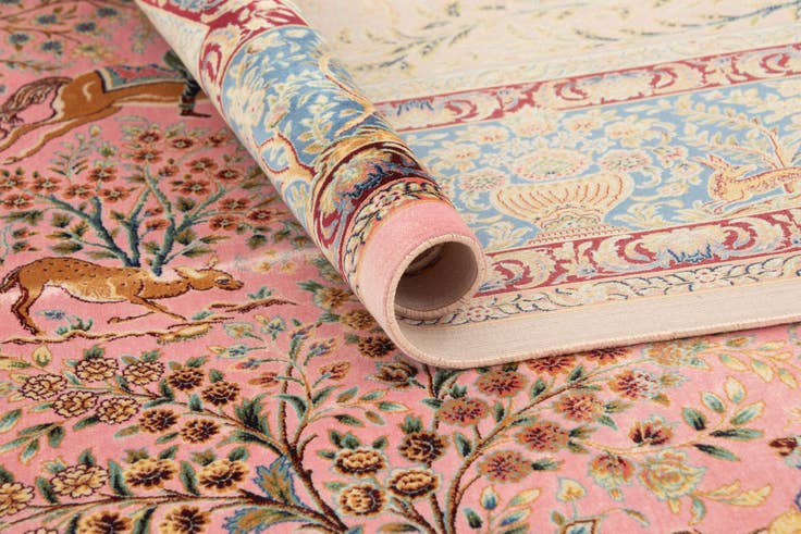 Detail image of 4' 9 x 7' 6 Ghom Design Rug