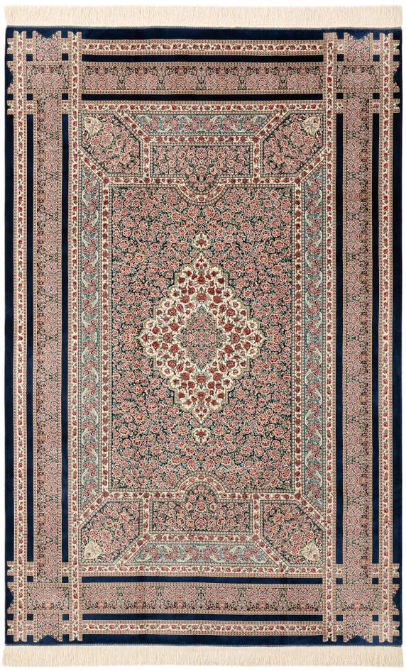 Detail image of 4' 10 x 7' 5 Ghom Design Rug