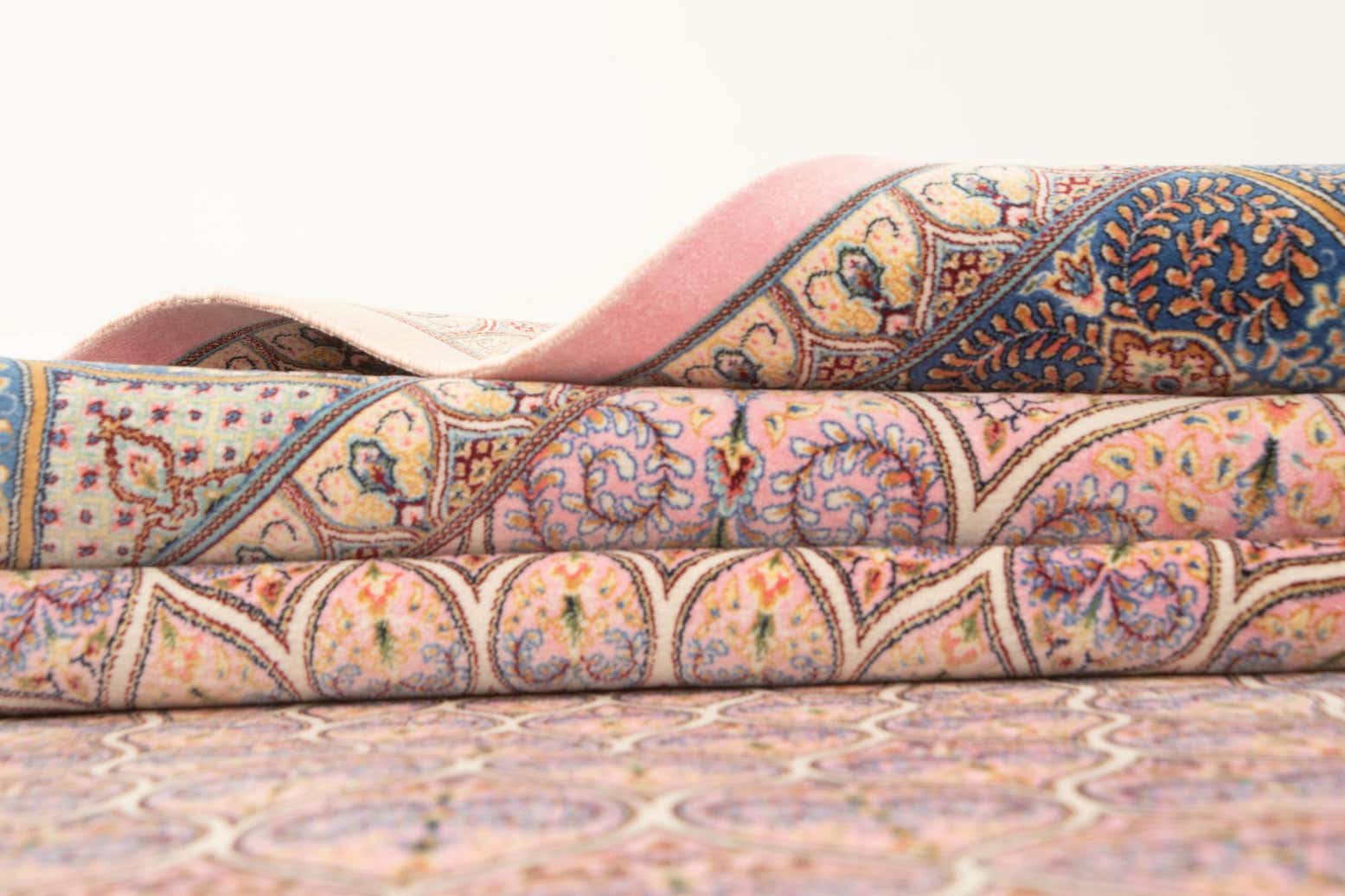 4' 9 x 7' 5 Ghom Design Rug