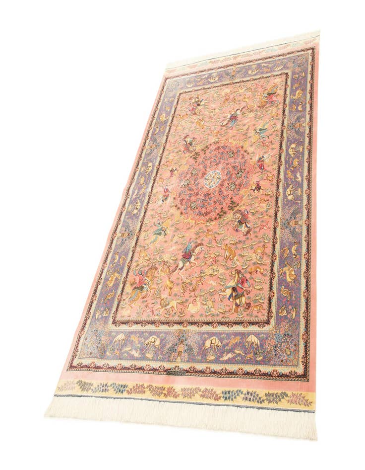 Detail image of 4' 9 x 7' 5 Ghom Design Rug