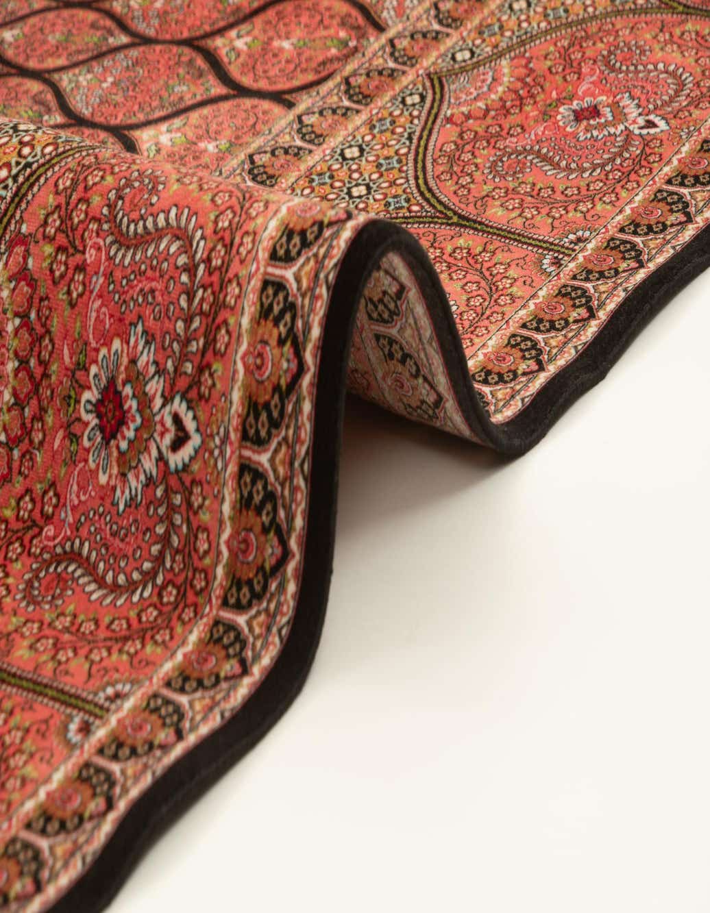 6' 5 x 9' 11 Ghom Design Rug