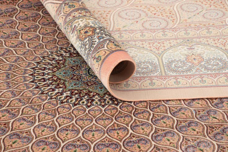 Detail image of 6' 6 x 9' 7 Ghom Design Rug