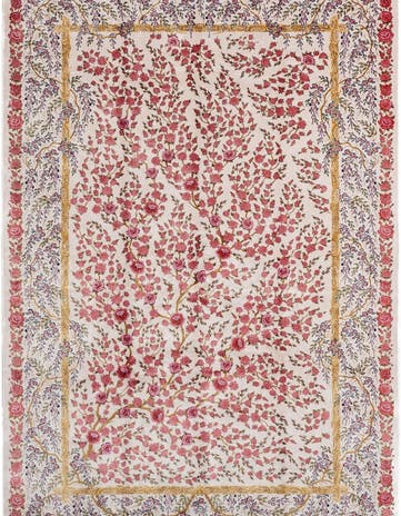 4' 5 x 6' 7 Ghom Design Rug