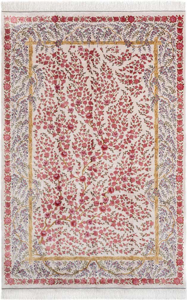 4' 5 x 6' 7 Ghom Design Rug
