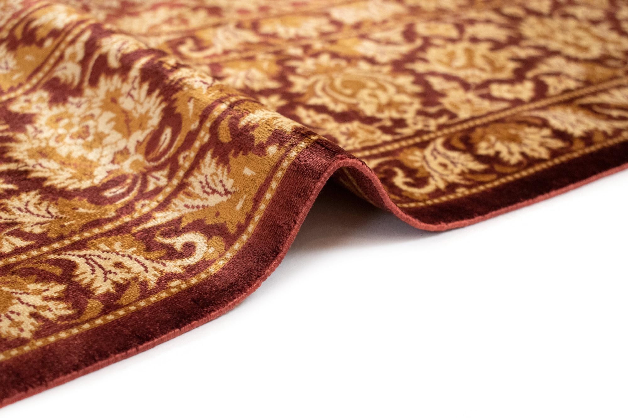 4' 4 x 6' 7 Ghom Silk Rug