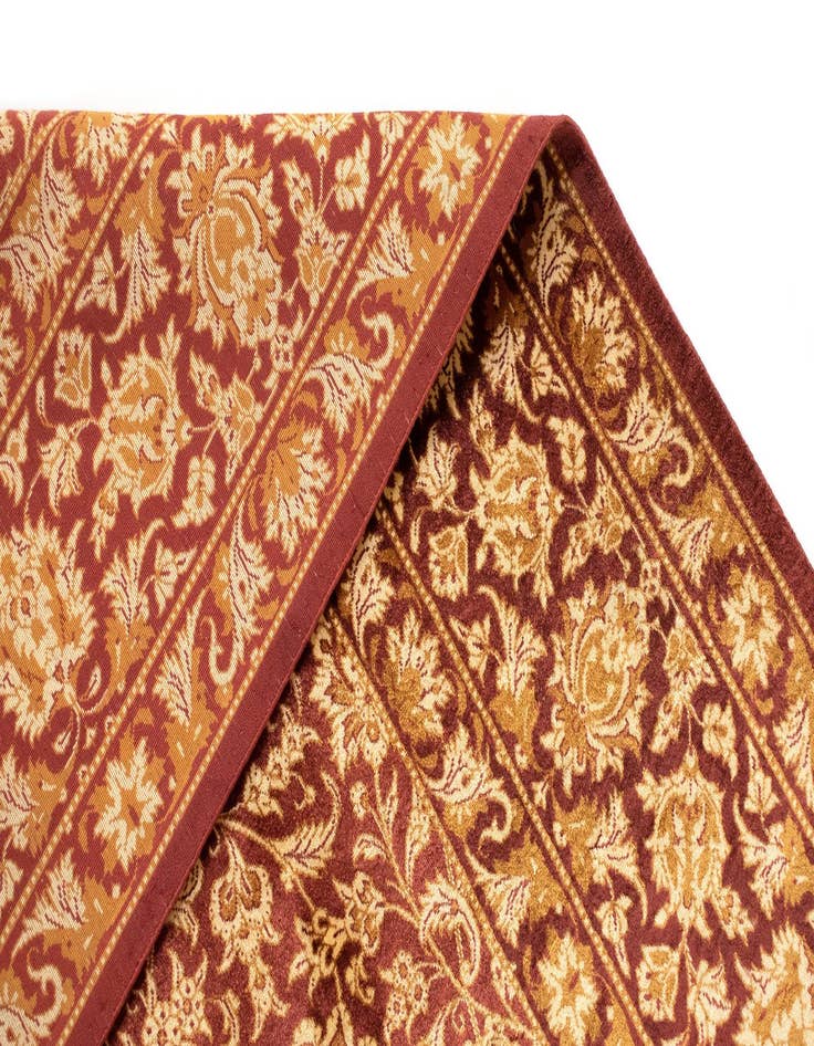 Detail image of 4' 4 x 6' 7 Ghom Silk Rug