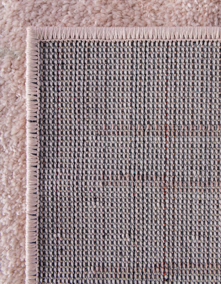 Detail image of 5' 3 x 8' Hanahan Rug