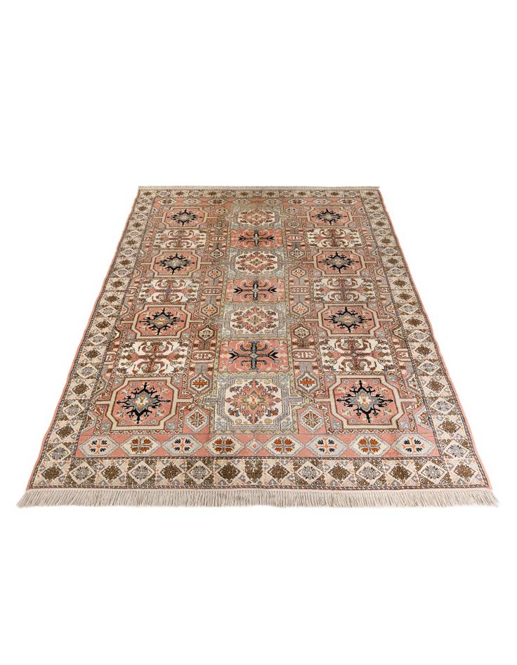 Detail image of 6' 6 x 10' 2 Hand Knotted Heriz Wool Rug