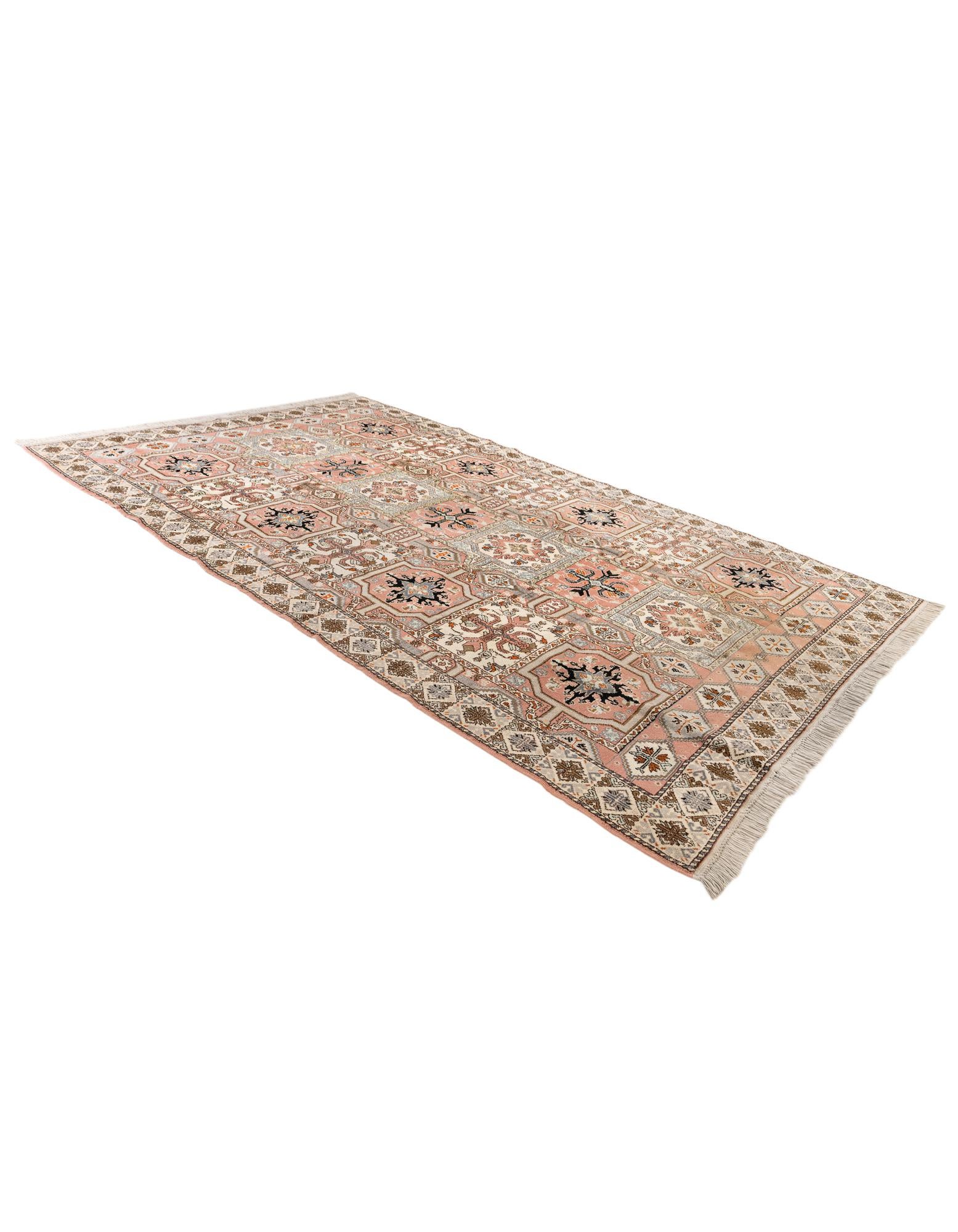 6' 6 x 10' 2 Hand Knotted Heriz Wool Rug