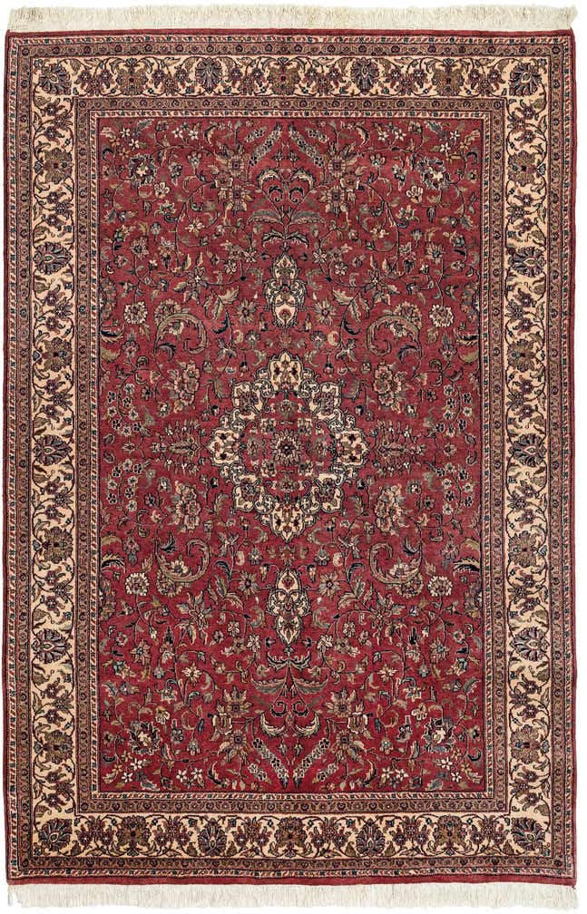 5' 7 x 8' 2 Hand Knotted Isfahan Wool Rug