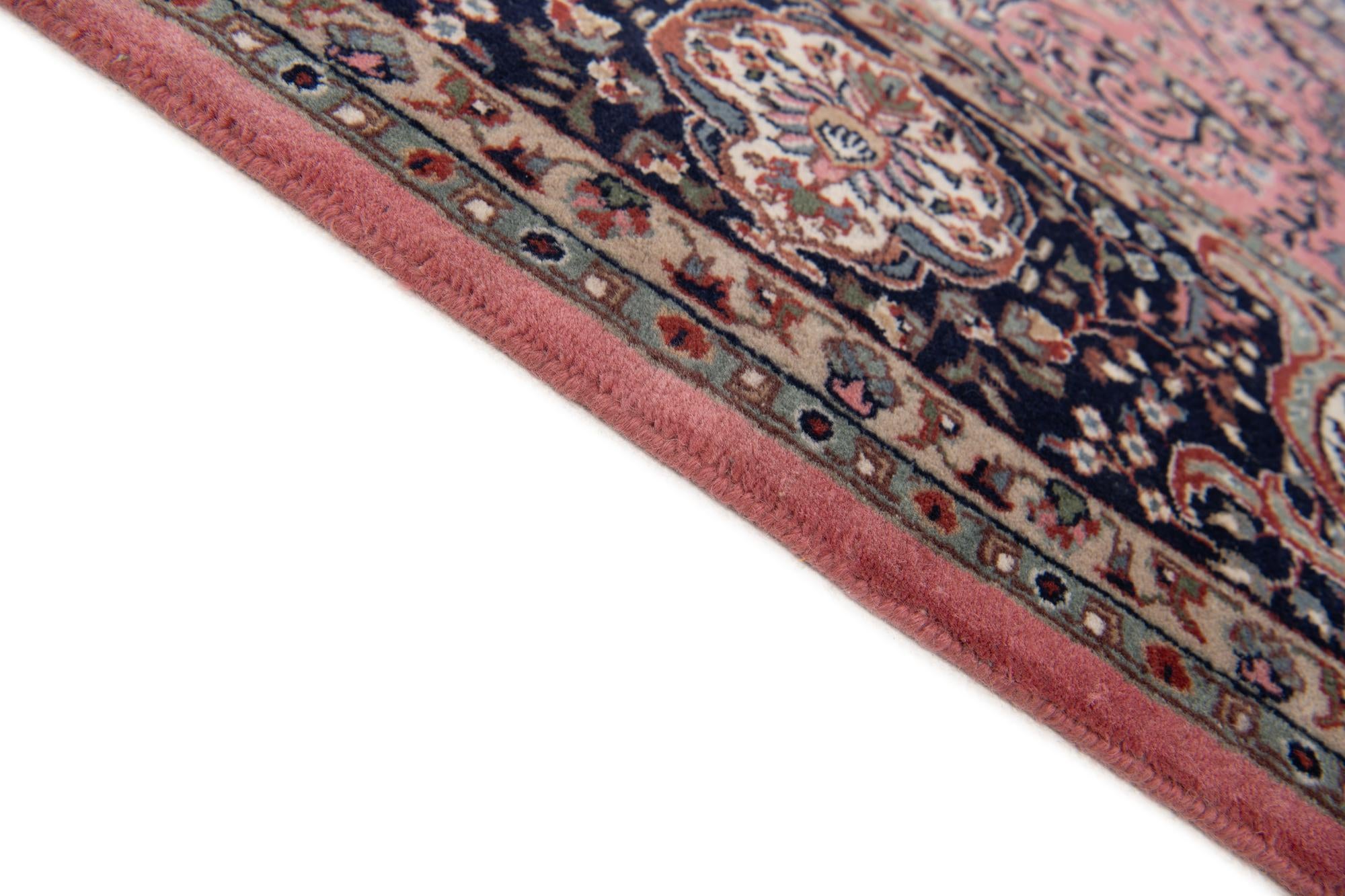 6' 6 x 8' 1 Hand Knotted Isfahan Oriental Wool Rug