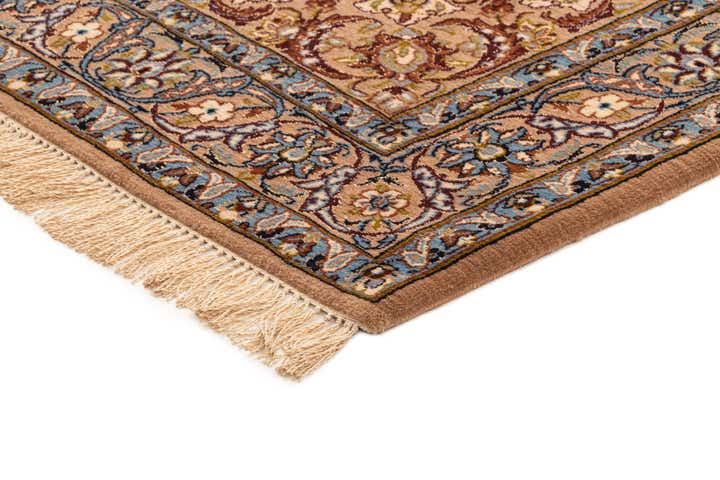 3' 6 x 5' 4 Isfahan Rug